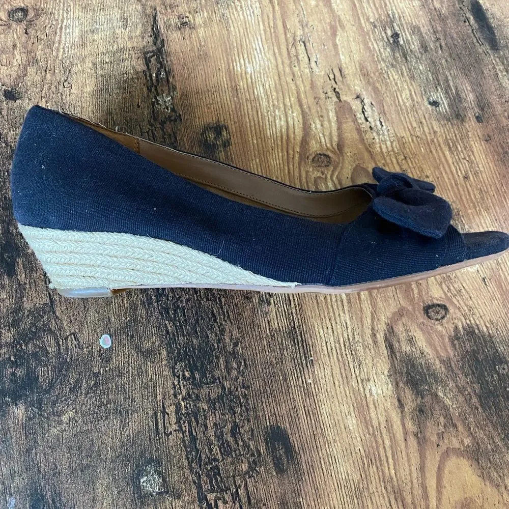 Aerosoles Bow Wedges